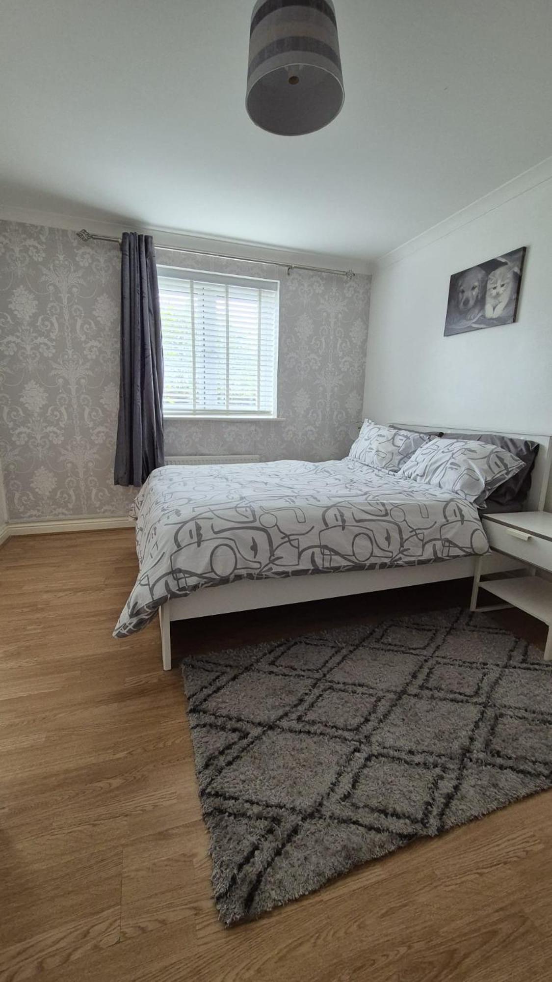 Spacious Ground Floor 2 Bedroom 2 Bathroom Flat In Hatfield Near Hertfordshire University Private Car Park Sleeps 5-6 Extérieur photo